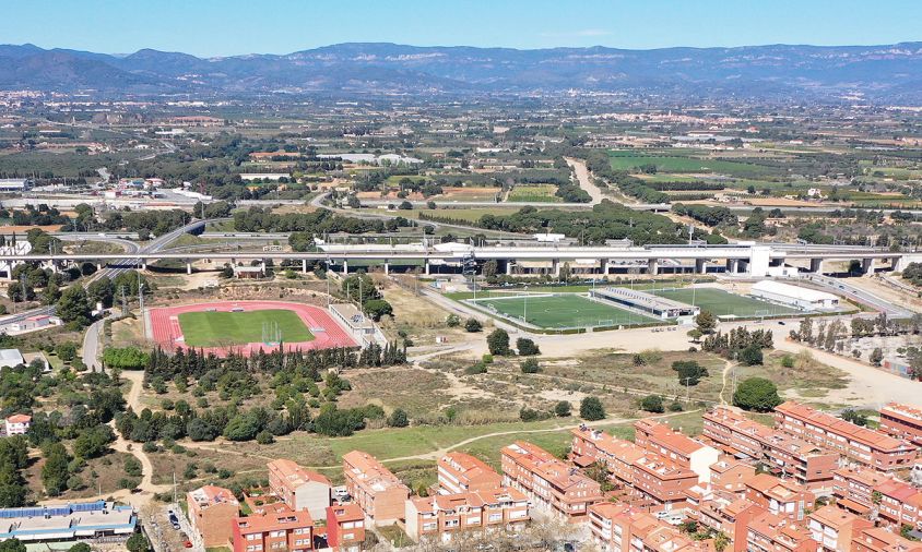 Alquiler de Futbolín humano  Alquiler Castillos Hinchables deportivos en  Tarragona, Reus, Valls, Cambrils, Salou